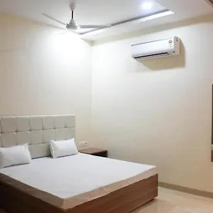  Guest house Bharat Milap Homestay- A Sonawala Unit
